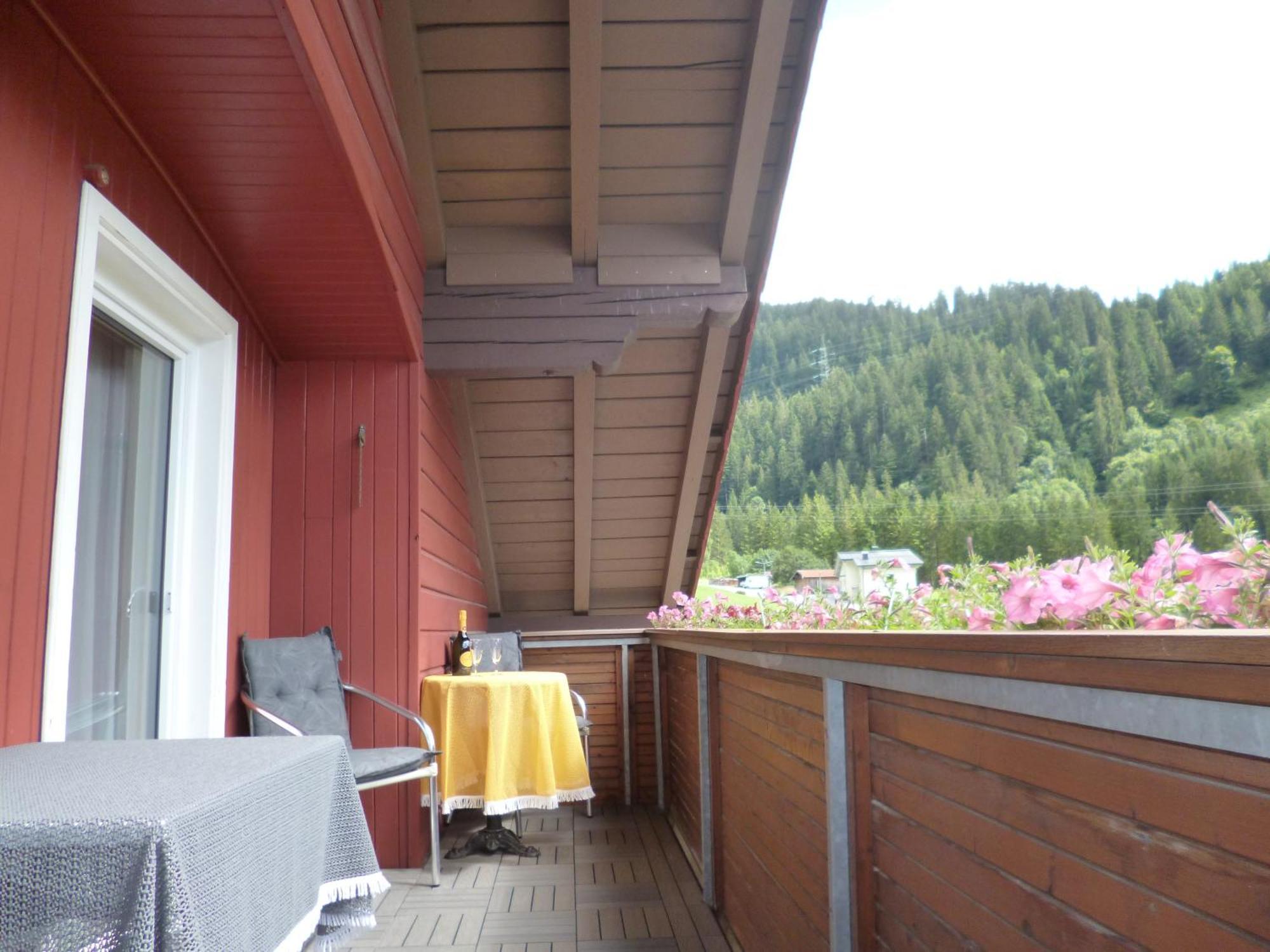 Haus Christian Apartment Klosterle am Arlberg Exterior photo